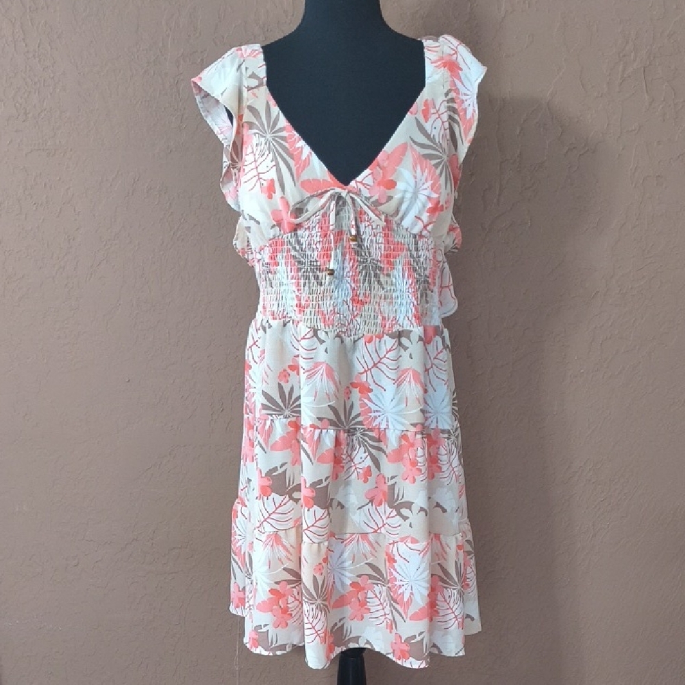 Madden NYC Juniors Floral Smocked Dress With Back Cut Out Flutter Sleeves 3X